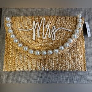 Francesca’s Mrs rattan and pearl clutch purse with floral lining. NWT.